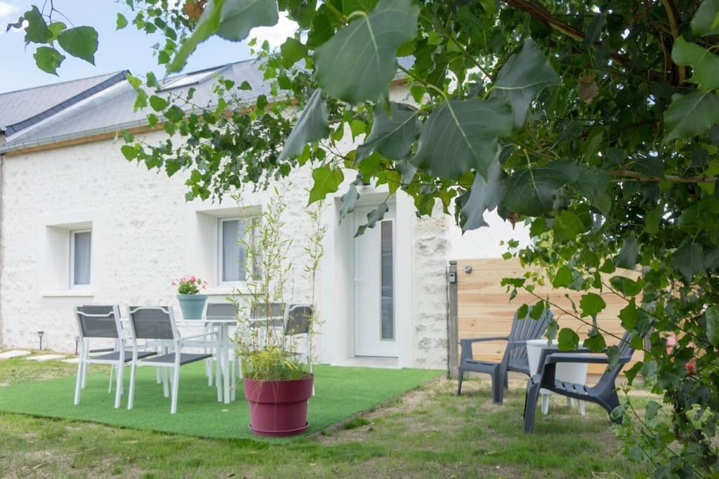 Maison/Appartement Avec Jardin Saint-Denis-en-Val Exterior foto